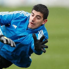 Drama afeitado en Vallecas: ni Raúl de Tomás ni Benzema