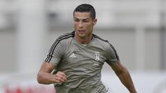 Cristiano entrena con la Juventus. 