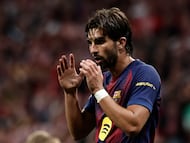 MADRID, 14/04/2026.- El delantero del Barcelona Ferran Torres se lamenta tras una ocasión fallada durante el partido de vuelta de los cuartos de final de la Liga de Campeones que Atlético de Madrid y FC Barcelona disputan este martes en el estadio Metropolitano, en Madrid. EFE/Sergio Pérez