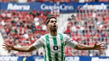 Ayoze celebra su gol.