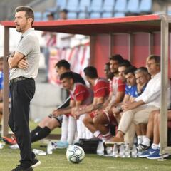 Unzué: "Debemos quitarle el balón al Huesca"