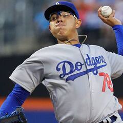 Julio Urías: "Mi meta es establecerme en Grandes Ligas"