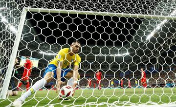 1-2. Renato Augusto marcó el primer gol.