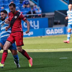 Juan Villar estrena titularidad con el Rayo marcando un doblete