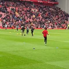 Luis Díaz y un control que deslumbra en Anfield