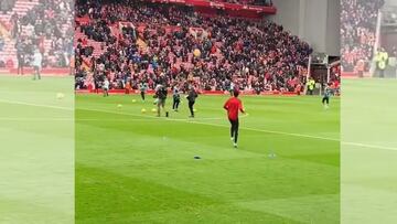 Luis Díaz y su control que emociona Anfield.