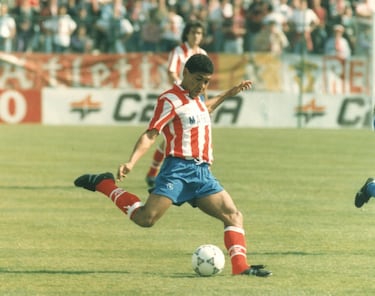 El pivote brasileño defendió los colores del Atleti entre 1988 y 1993. Jugó 193 encuentros y marcó 14 goles. Sumó a su palmarés dos Copas del Rey. 