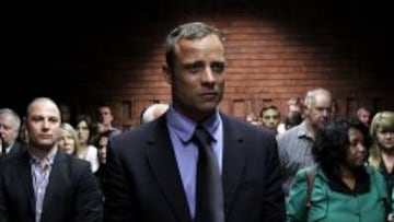 Pistorius cont¨® su versi¨®n: "No plane¨¦ matar a mi novia Reeva"