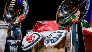NEW ORLEANS (United States), 05/02/2025.- Counterfeit team items on display at an anti-counterfeiting press conference by NFL and law enforcement officials during activities for the National Football League's Super Bowl LIX in New Orleans, Louisiana, USA, 05 February 2025. Officials also said all legitimate Super Bowl tickets are only in digital format. Super Bowl LIX will be held in New Orleans, Louisiana, 09 February 2025. (Nueva Orleáns) EFE/EPA/ERIK S. LESSER