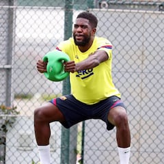 Setién convoca a 24 futbolistas y recupera a Umtiti