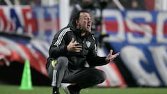 Milito se cita con la historia