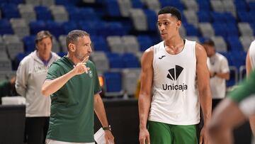 Ibon Navarro, con Tyson Pérez.