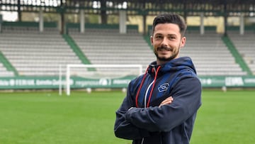 Jesús Bernal, posando para Diario As en A Malata.