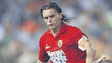 <b>EL JEFE. </b>Buades es, junto a Bizarri, el que más minutos ha jugado.