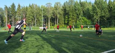 La particular historia del Colo Colo que brilla en Finlandia