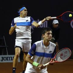 Barrios y Tabilo sorprenden y se instalan en semis del dobles