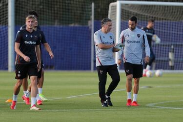 El Levante de Javier Pereira echa a rodar en Bu?ol