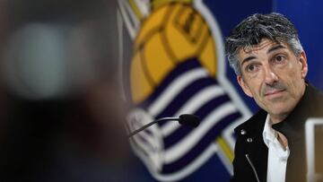 El nuevo entrenador de la Real Real Sociedad, Imanol Alguacil, durante su presentación hoy en el estadio de Anoeta de San Sebastián.