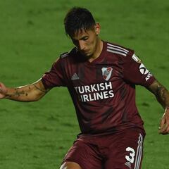 Angileri tiene un esguince en el hombro, pero viajaría a Lima