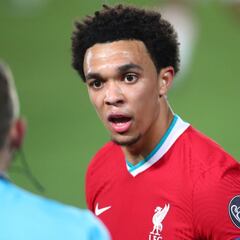 "Alexander-Arnold entró en pánico, ha sido imperdonable"