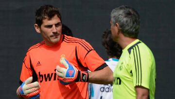 Casillas y Mourinho, en su etapa en el Real Madrid.