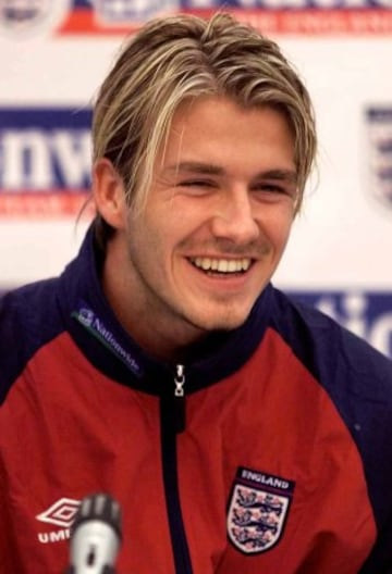 David Beckham en 1999 con Inglaterra. 