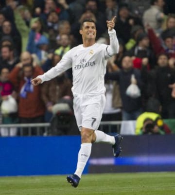 Ronaldo celebrates the opener against Wolfsburg.