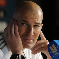 Zidane da la cara por Jovic: "Es el futuro y hará muchos goles"