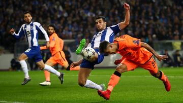 Ivan Marcano, con Firmino.