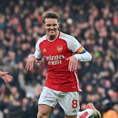 Odegaard aprieta al City