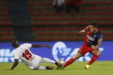 Independiente Medellín goleó al América de Cali en un gran partido en el Atanasio Girardot. Cano, Ricaurte, Cadavid, Delgado y Quiñones, figuras. 