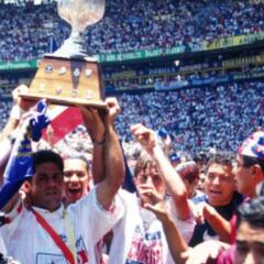Se cumplen 23 años de la décima estrella de Chivas