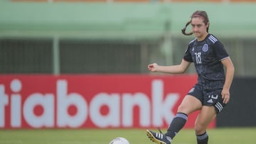 Silvana, hermana de Marcelo Flores, fichó con Ipswich Town