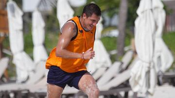 Neri Cardozo: "Me gustaría jugar de nuevo en Boca"