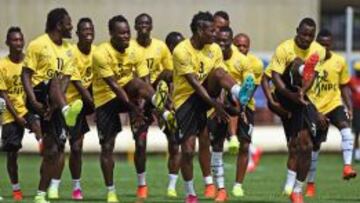 Los futbolistas ghaneses, en un entrenamiento.