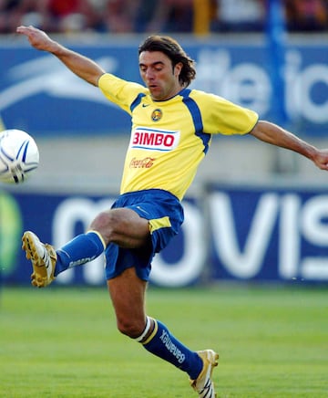 FUTBOL MEXICANO CLAUSURA 2006
MEXSPORT DIGITAL IMAGE
19 March 2006:  Action photo of Claudio Lopez of America during week 11 game of the 2006 Torneo de Clausura./Foto de accion de Claudio Lopez de America durante juego de la semana 11 del Torneo de Clausura 2006. MEXSPORT/MARTIN VENEGAS