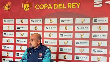 Paco L¨®pez: "La mano de Umtiti es penalti y no es primera vez que nos pasa"
