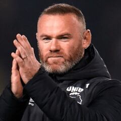 Rooney se deja el coche en un mercado navideño y no dudan en 'decorárselo'