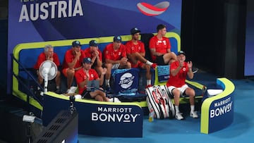 La zona de jugadores de Austria durante el partido de Thiem. 