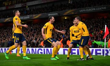 1-1. Antoine Griezmann celebró el gol del empate.