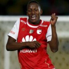 Mina: “Me ericé cuando la hinchada coreó mi nombre”