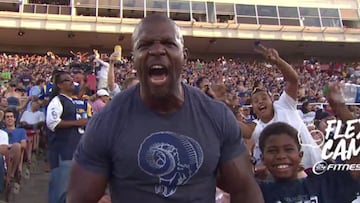 Los Angeles is where the Hollywood stars live, and also happens to be where the Rams live, resulting in some of the biggest names for celebrity fans.