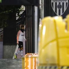 Rodrigo trabaja con el grupo y Coquelin aprieta para el Chelsea