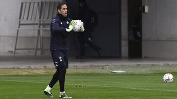 Claudio Bravo, en un entrenamiento. 