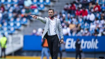 Diego Cocca no descarta la llegada de otro refuerzo