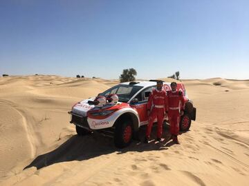 COCHE DE ACCIONA PARA EL DAKAR