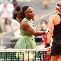 French Open: Williams dumped out in fourth round by Rybakina