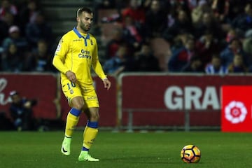 Jese will be hoping to improve on his Las Palmas debut last weekend when he missed a sitter.