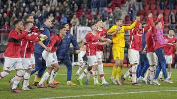 AZ Players celebrate after the round of 16, second leg, Conference League soccer match between AZ and Lazio at the AZ stadium in Alkmaar, Netherlands, Thursday, March 16, 2023. (AP Photo/Peter Dejong)