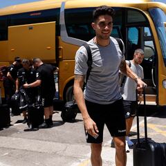 El campeón de Turquía insiste en llevarse a Marc Bartra